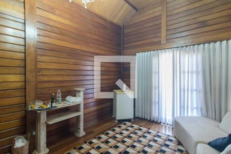 Casa à venda com 800m², 5 quartos e 7 vagas Casa à venda com 800m², 5 quartos e 7 vagasSala