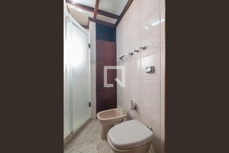 Casa à venda com 800m², 5 quartos e 7 vagas Casa à venda com 800m², 5 quartos e 7 vagasBanheiro da Suite 3