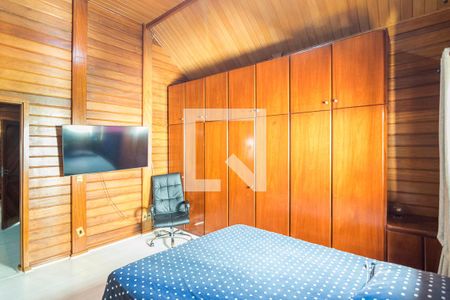 Casa à venda com 800m², 5 quartos e 7 vagas Casa à venda com 800m², 5 quartos e 7 vagasQuarto 4 Suite