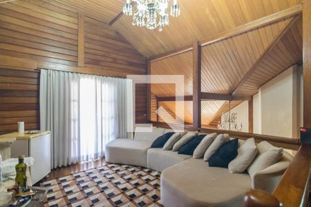 Casa à venda com 800m², 5 quartos e 7 vagas Casa à venda com 800m², 5 quartos e 7 vagasSala