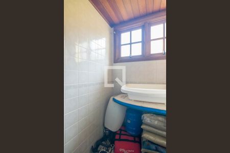 Casa à venda com 800m², 5 quartos e 7 vagas Casa à venda com 800m², 5 quartos e 7 vagasBanheiro de Serviço