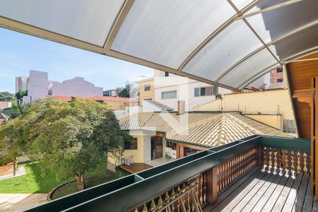 Casa à venda com 800m², 5 quartos e 7 vagas Casa à venda com 800m², 5 quartos e 7 vagasVaranda da Suite 3