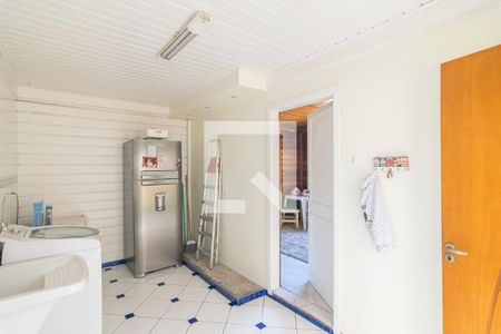 Casa à venda com 800m², 5 quartos e 7 vagas Casa à venda com 800m², 5 quartos e 7 vagasÁrea de Serviço