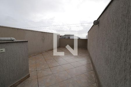 Apartamento para alugar com 104m², 2 quartos e 1 vagaQuintal