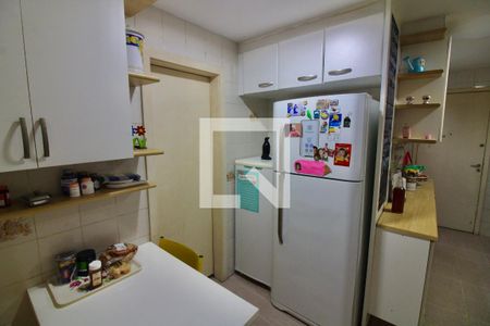 Apartamento à venda com 187m², 4 quartos e 2 vagasCozinha