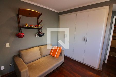 Apartamento à venda com 187m², 4 quartos e 2 vagasQuarto 