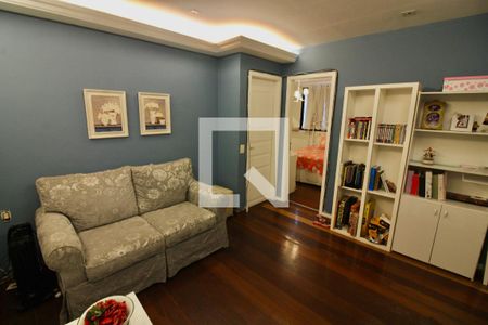 Apartamento à venda com 187m², 4 quartos e 2 vagasHall social