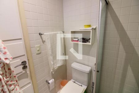 Apartamento à venda com 187m², 4 quartos e 2 vagasBanheiro da Suíte 1