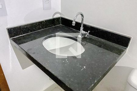 Banheiro de apartamento para alugar com 1 quarto, 27m² em Alto da Mooca, São Paulo