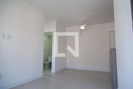 Sala de apartamento para alugar com 2 quartos, 61m² em Vila Guarani, São Paulo