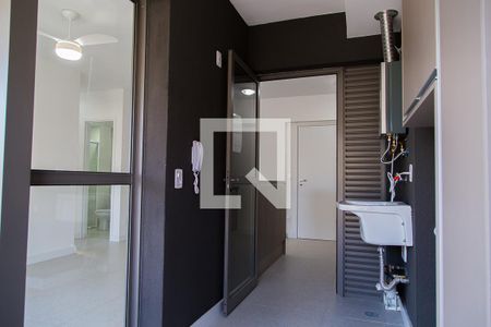 Varanda e Área de Serviço de apartamento para alugar com 2 quartos, 61m² em Vila Guarani, São Paulo