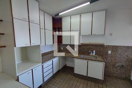 Apartamento para alugar com 115m², 3 quartos e 1 vaga Apartamento para alugar com 115m², 3 quartos e 1 vagaCozinha