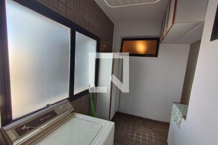 Apartamento para alugar com 115m², 3 quartos e 1 vaga Apartamento para alugar com 115m², 3 quartos e 1 vagaLavanderia