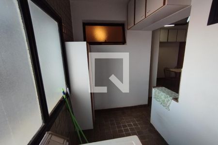 Apartamento para alugar com 115m², 3 quartos e 1 vaga Apartamento para alugar com 115m², 3 quartos e 1 vagaLavanderia