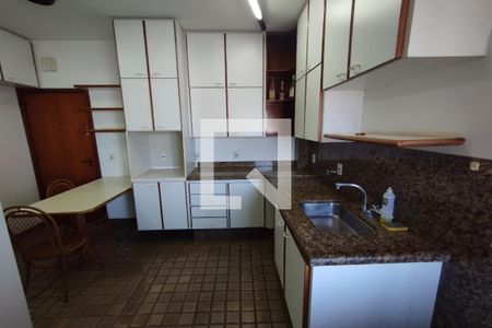 Apartamento para alugar com 115m², 3 quartos e 1 vaga Apartamento para alugar com 115m², 3 quartos e 1 vagaCozinha