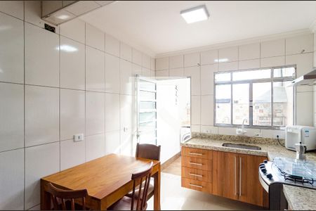 Casa de condomínio à venda com 76m², 3 quartos e 2 vagas Casa de condomínio à venda com 76m², 3 quartos e 2 vagasCozinha