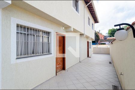 Casa de condomínio à venda com 76m², 3 quartos e 2 vagas Casa de condomínio à venda com 76m², 3 quartos e 2 vagasEntrada