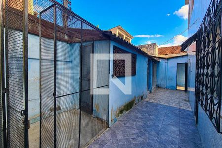 Casa para alugar com 298m², 3 quartos e 4 vagasQuintal