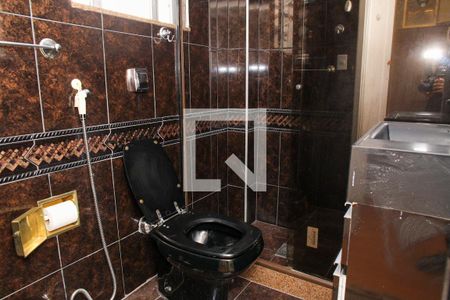 Apartamento à venda com 50m², 2 quartos e sem vaga Apartamento à venda com 50m², 2 quartos e sem vagaBanheiro Social