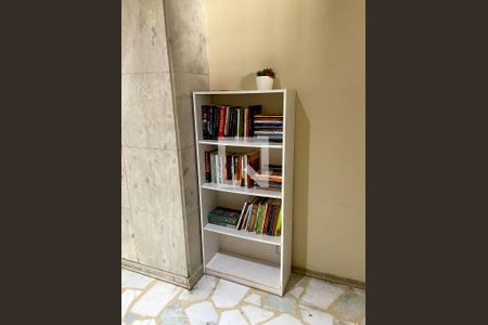 Apartamento à venda com 50m², 2 quartos e sem vaga Apartamento à venda com 50m², 2 quartos e sem vagaÁrea Comum - Biblioteca Solidária