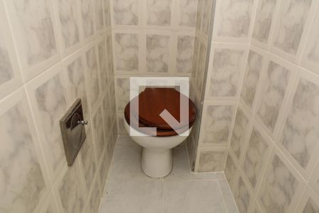 Apartamento à venda com 50m², 2 quartos e sem vaga Apartamento à venda com 50m², 2 quartos e sem vagaBanheiro de Serviço