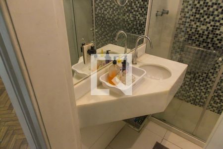 Apartamento à venda com 65m², 2 quartos e sem vagaBanheiro