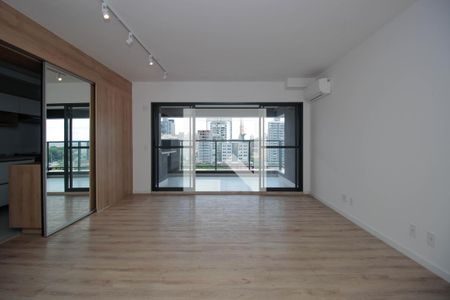 Sala de apartamento à venda com 2 quartos, 98m² em Pinheiros, São Paulo