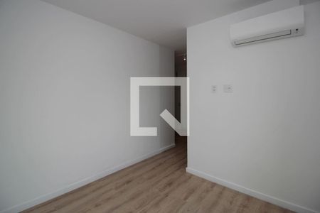 Apartamento à venda com 98m², 2 quartos e 2 vagas Apartamento à venda com 98m², 2 quartos e 2 vagasSuíte 1
