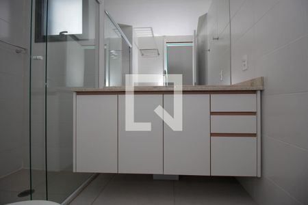 Apartamento à venda com 98m², 2 quartos e 2 vagas Apartamento à venda com 98m², 2 quartos e 2 vagasBanheiro da Suíte 1