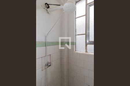 Banheiro de apartamento para alugar com 1 quarto, 48m² em Centro Histórico, Porto Alegre
