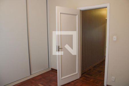 Casa à venda com 281m², 4 quartos e 3 vagasQUARTO 2