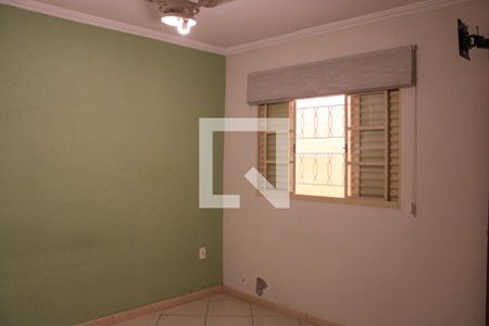 Casa à venda com 281m², 4 quartos e 3 vagasQUARTO 1 CASA DE BAIXO