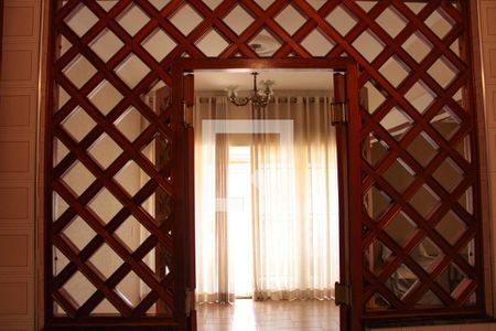 Casa à venda com 281m², 4 quartos e 3 vagasCozinha