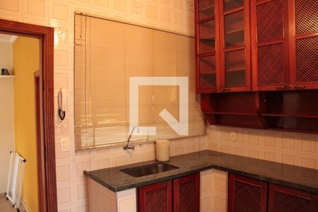 Casa à venda com 281m², 4 quartos e 3 vagasCozinha