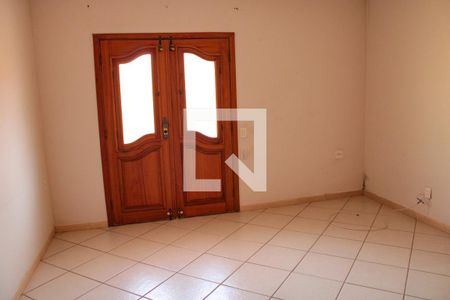Casa à venda com 281m², 4 quartos e 3 vagasSALA CASA DE BAIXO