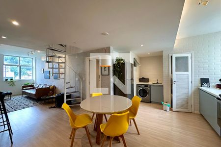 Sala/Cozinha de apartamento para alugar com 1 quarto, 110m² em Botafogo, Rio de Janeiro