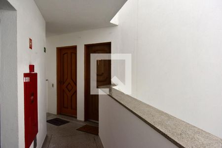 Apartamento à venda com 65m², 2 quartos e 1 vagaHall de entrada