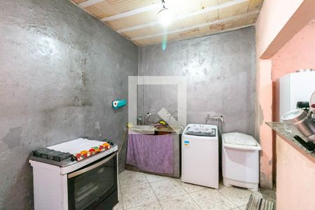 Casa à venda com 150m², 2 quartos e 3 vagas Casa à venda com 150m², 2 quartos e 3 vagasCozinha e Área de Serviço