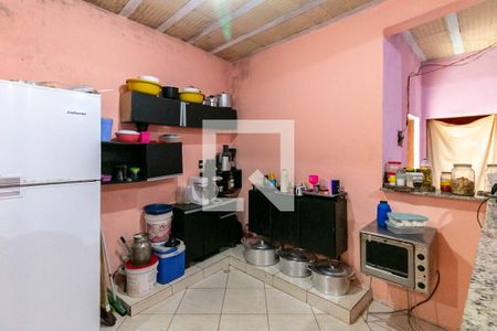 Casa à venda com 150m², 2 quartos e 3 vagas Casa à venda com 150m², 2 quartos e 3 vagasCozinha e Área de Serviço