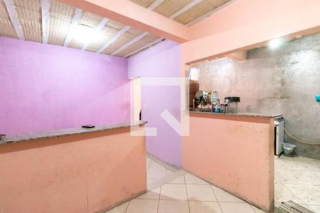 Casa à venda com 150m², 2 quartos e 3 vagas Casa à venda com 150m², 2 quartos e 3 vagasCozinha e Área de Serviço