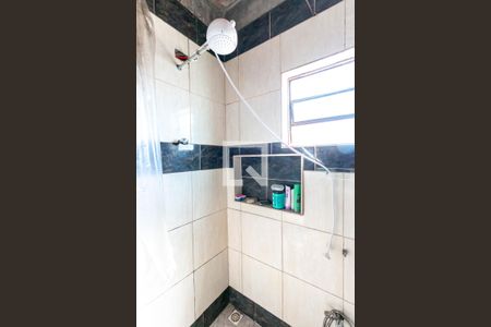 Casa à venda com 150m², 2 quartos e 3 vagas Casa à venda com 150m², 2 quartos e 3 vagasBanheiro Social