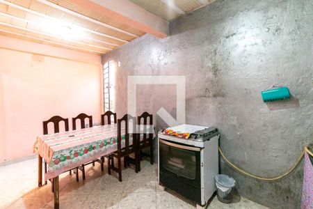 Casa à venda com 150m², 2 quartos e 3 vagas Casa à venda com 150m², 2 quartos e 3 vagasCozinha e Área de Serviço