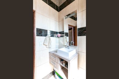 Casa à venda com 150m², 2 quartos e 3 vagas Casa à venda com 150m², 2 quartos e 3 vagasBanheiro Social