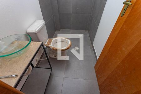 Apartamento para alugar com 54m², 2 quartos e 1 vaga Apartamento para alugar com 54m², 2 quartos e 1 vagaBanheiro social