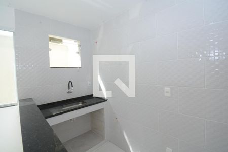 Cozinha de casa para alugar com 1 quarto, 27m² em Bento Ribeiro, Rio de Janeiro