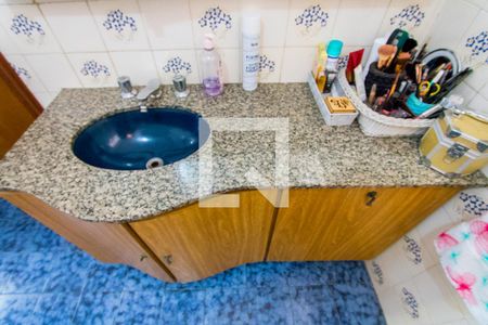 Casa à venda com 284m², 2 quartos e 2 vagasBanheiro do quarto 1