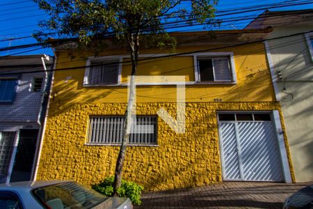 Casa à venda com 284m², 2 quartos e 2 vagasFachada