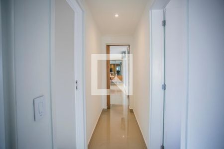 Apartamento à venda com 132m², 3 quartos e 3 vagas Apartamento à venda com 132m², 3 quartos e 3 vagasCorredor - Quartos