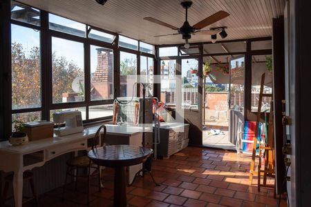 Apartamento à venda com 140m², 2 quartos e 2 vagasTerraço - Área fechada