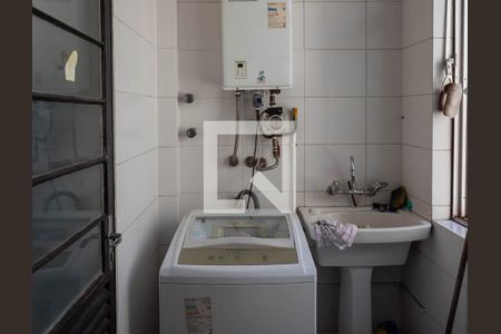 Apartamento à venda com 140m², 2 quartos e 2 vagasÁrea de Serviço